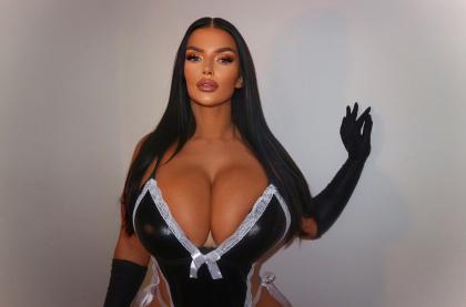 Angelica Sharpe photo 47102