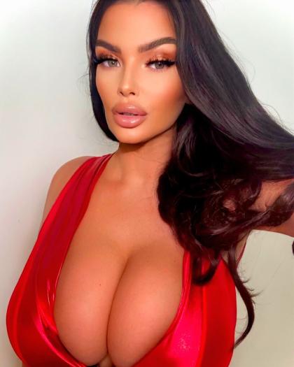 Angelica Sharpe photo 47113