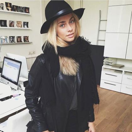 Kelly Spronk photo 124154