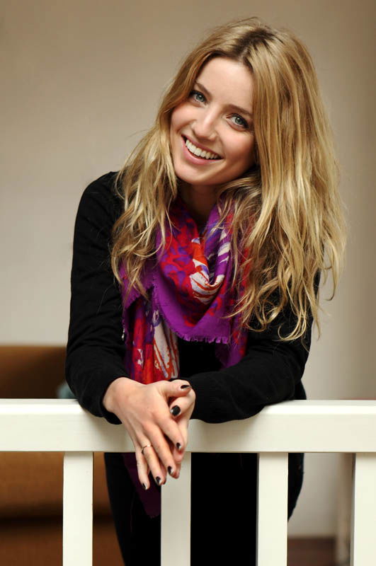 Annabelle Wallis #124318