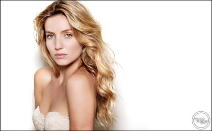 Annabelle Wallis