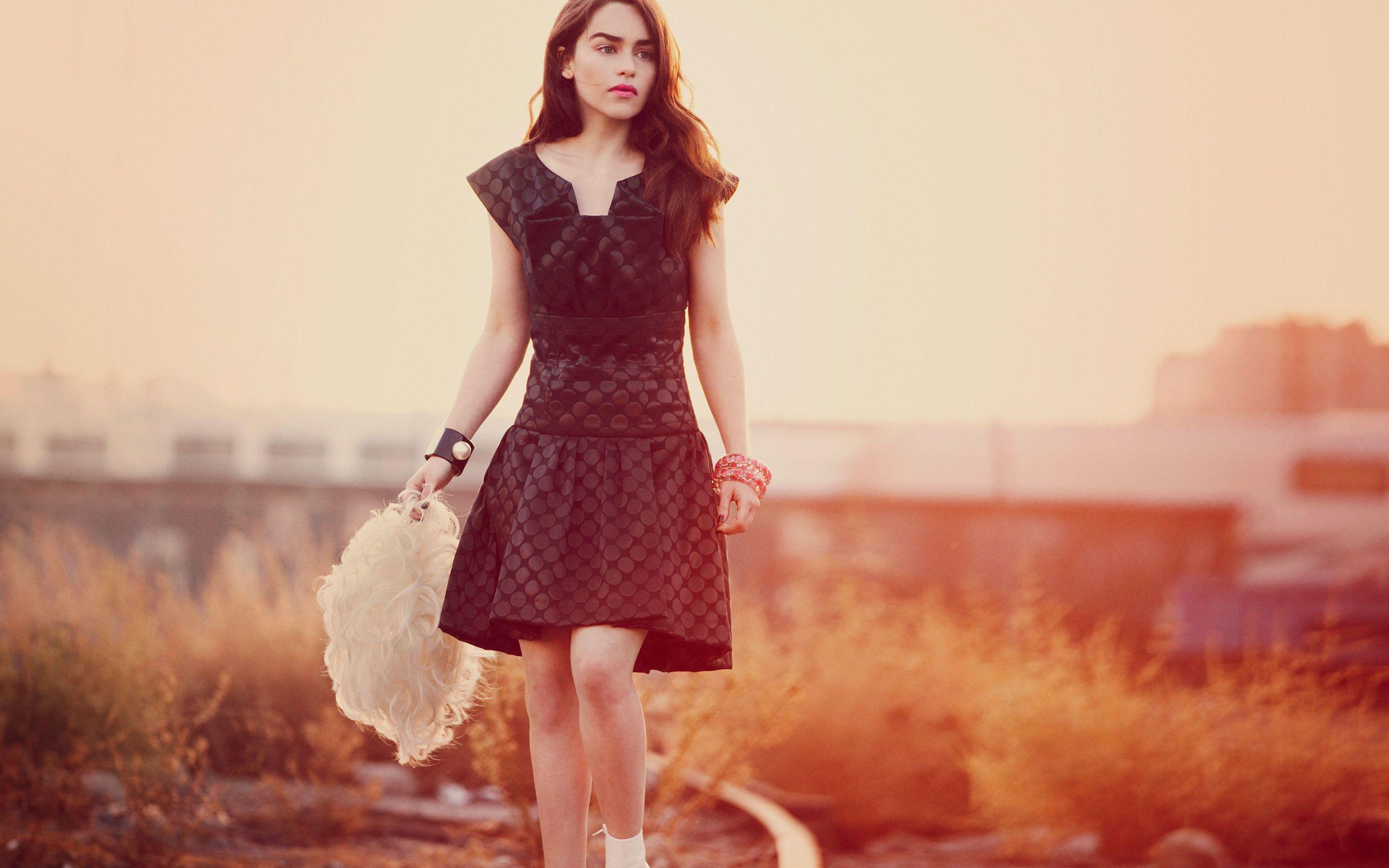 Emilia Clarke #238982
