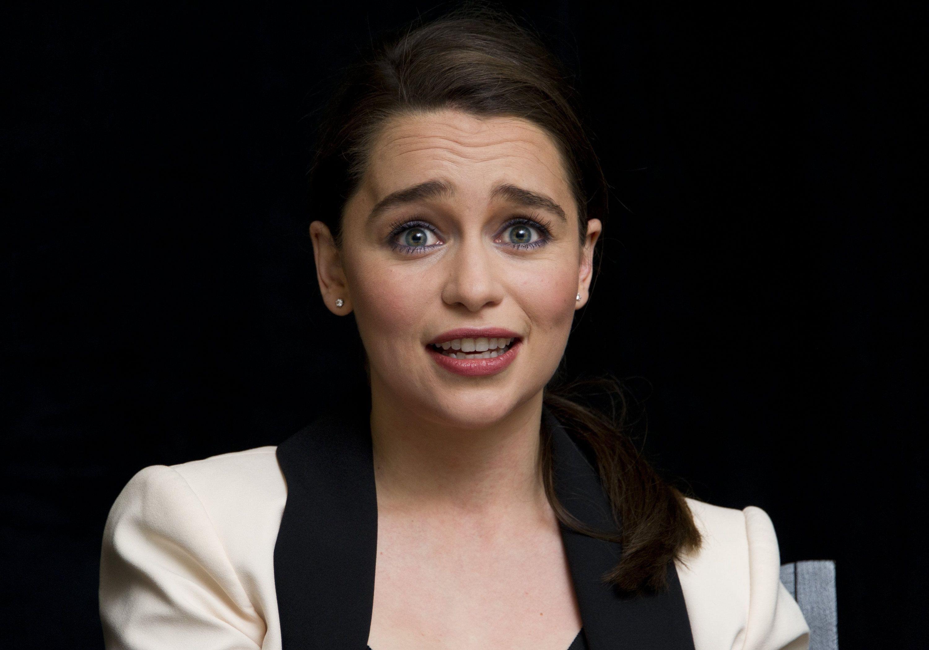Emilia Clarke #239010