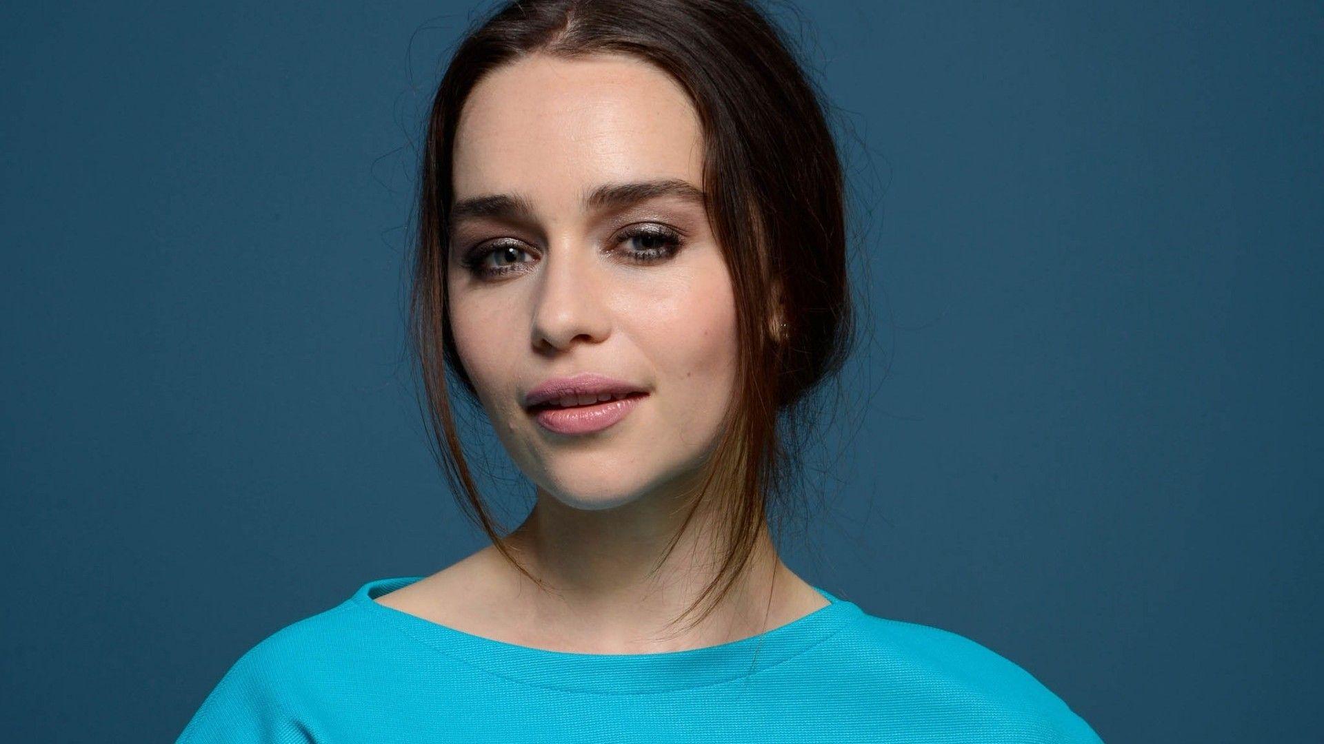 Emilia Clarke #239016