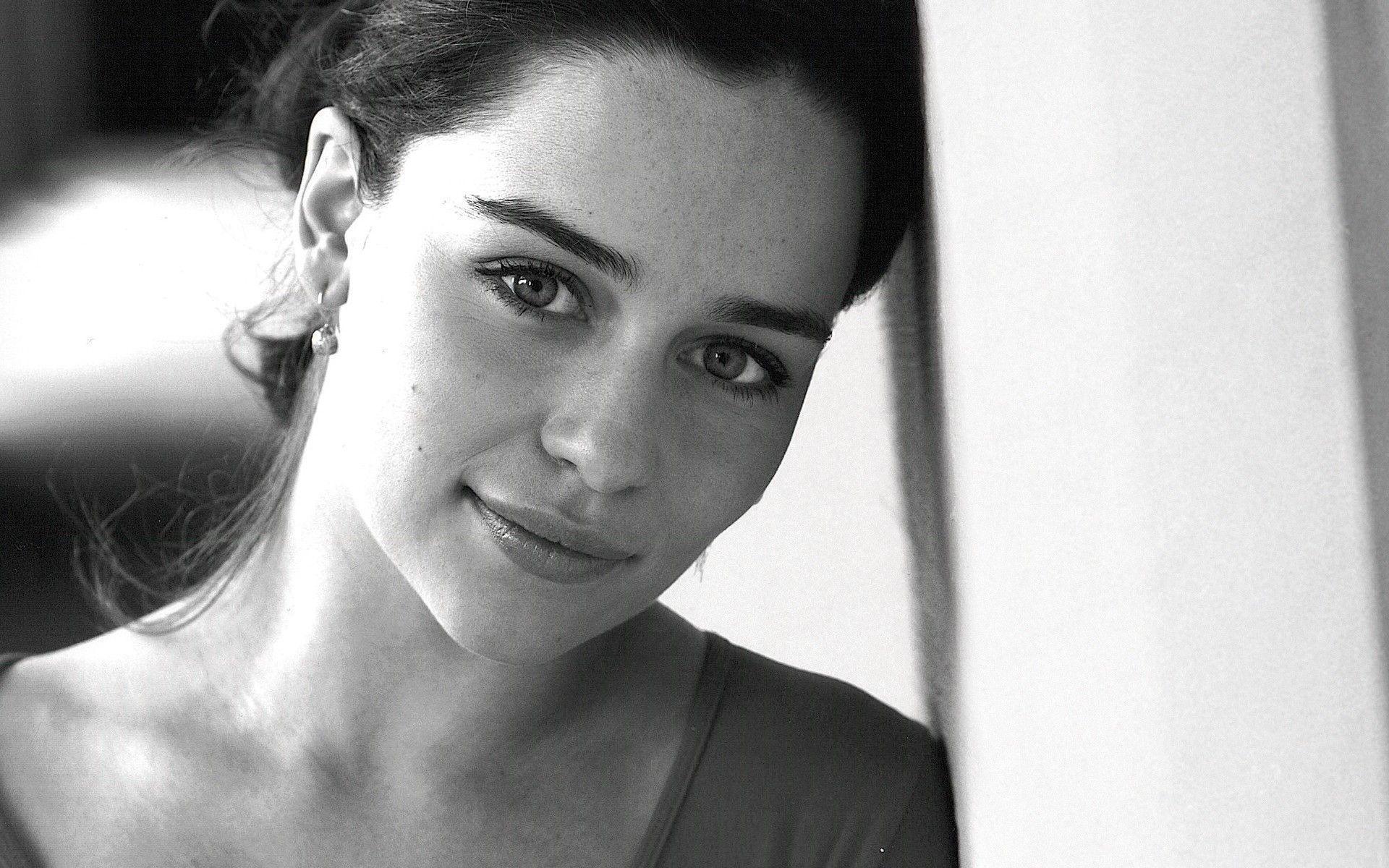 Emilia Clarke #239038