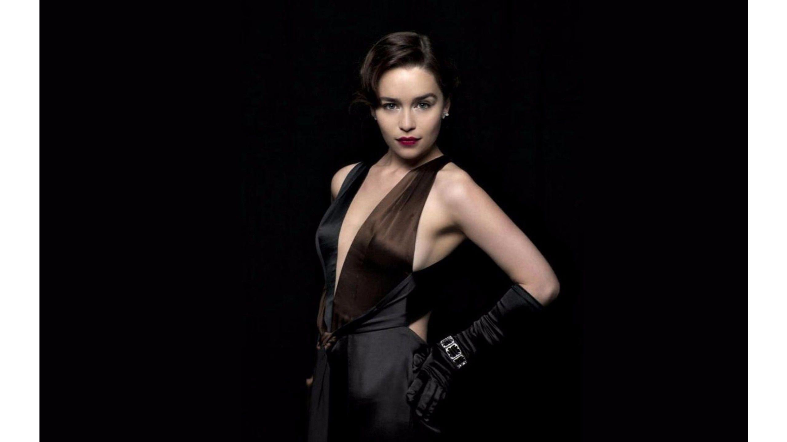 Emilia Clarke #239050