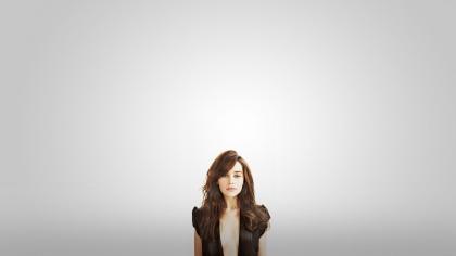 Emilia Clarke photo 239009