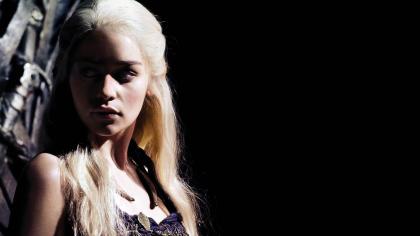 Emilia Clarke photo 239023