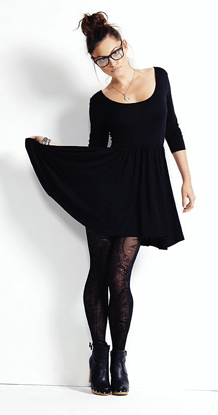 Phoebe Tonkin #127951