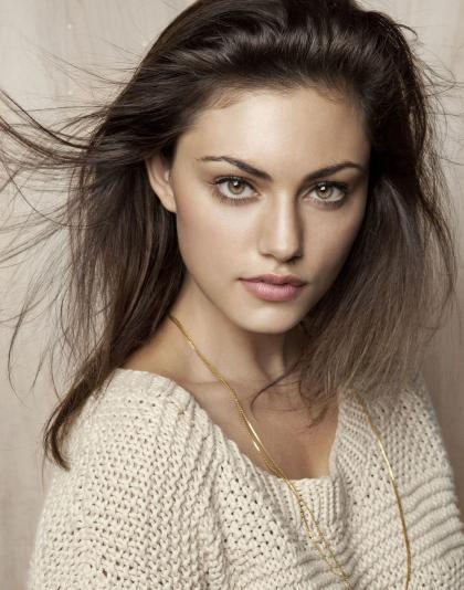 Phoebe Tonkin