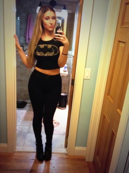 Noelle Foley photo 128484