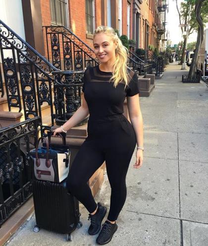 Iskra Lawrence