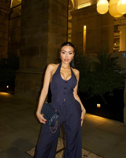 Chloe Saxon photo 37060