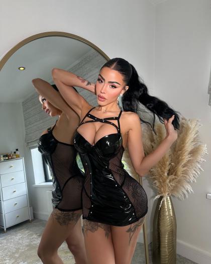 Chloe Saxon photo 37108