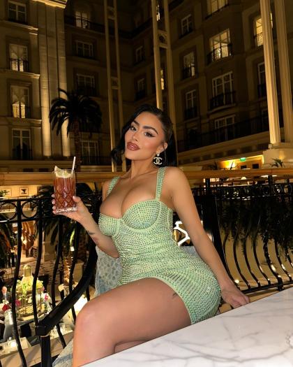 Chloe Saxon photo 37163