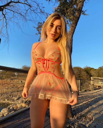 Faith Lianne photo 37407