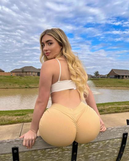 Faith Lianne photo 37428