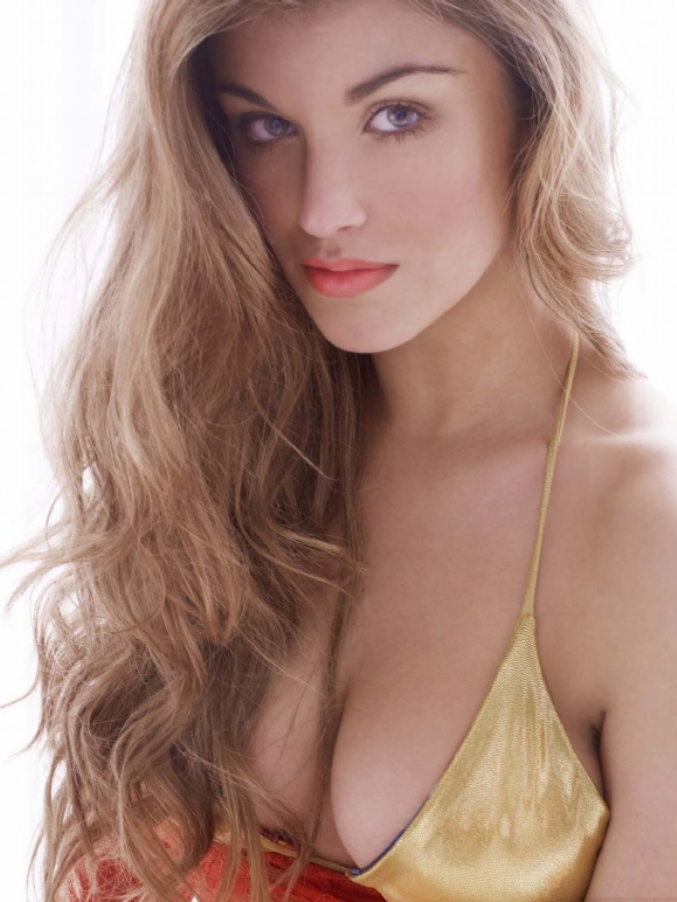 Amy Willerton #130910