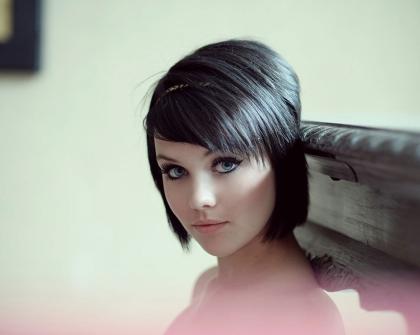 Mellisa Clarke photo 131022