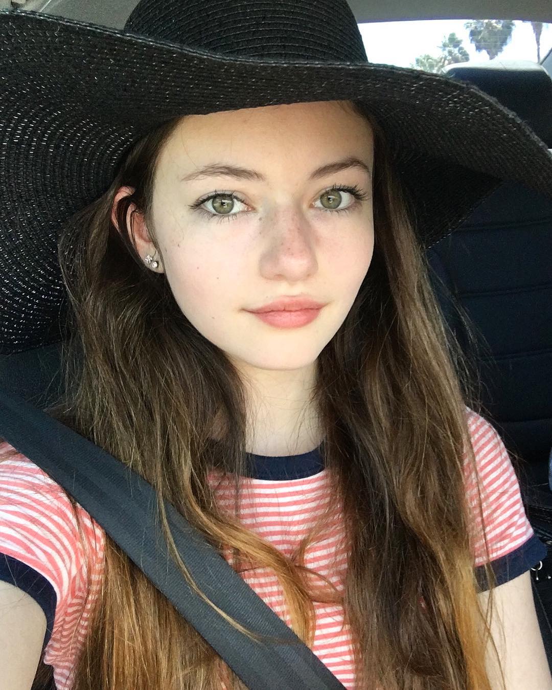 Mackenzie Foy #132363