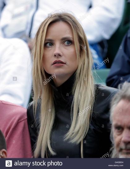 Ester Satorova photo 133020