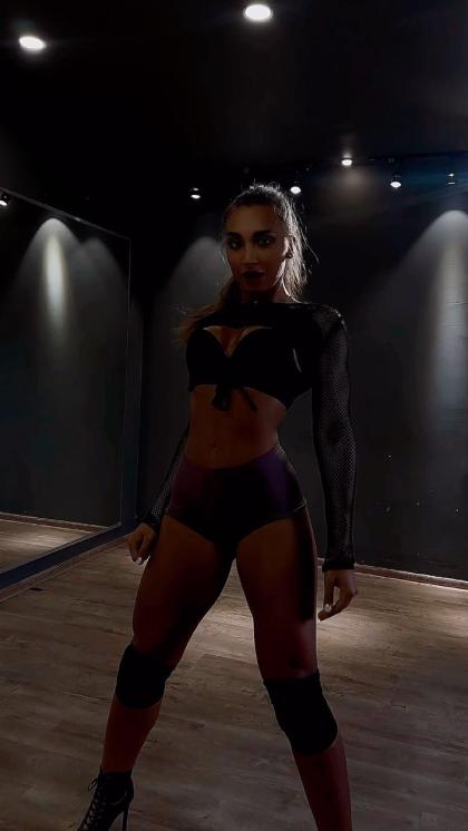 Andrea Rusu photo 48211