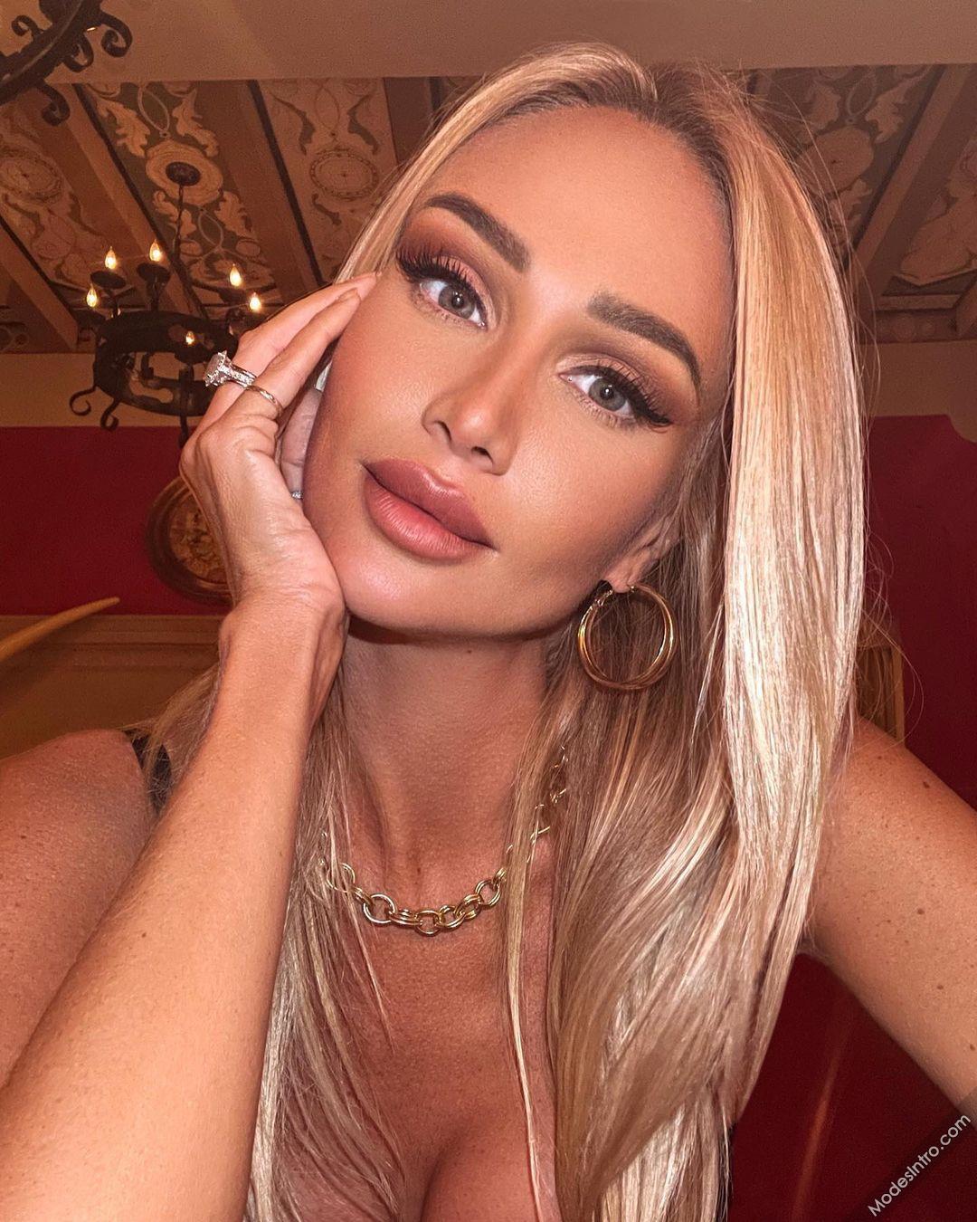 Victoria Lopyreva #259420