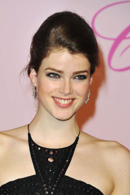 Julia Saner photo 137652