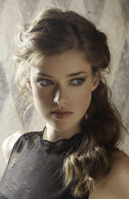 Julia Saner photo 137663