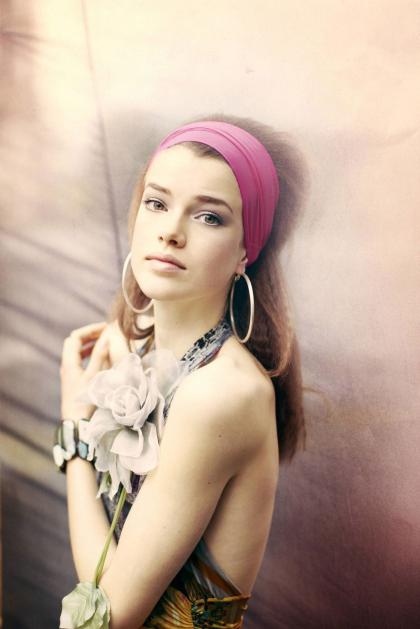 Julia Saner photo 137680