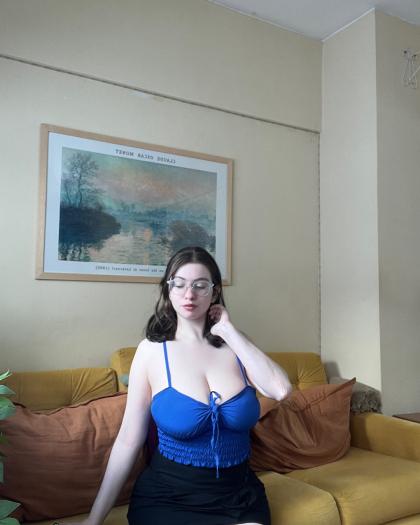 Emily Emika photo 48310