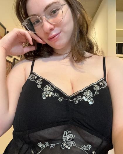 Emily Emika photo 48339