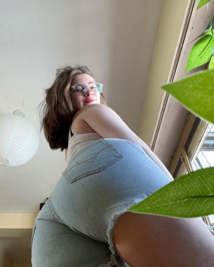 Emily Emika photo 48350