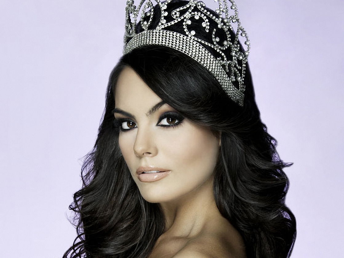 Jimena Navarrete #139079