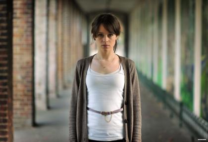 Claire Foy photo 140550