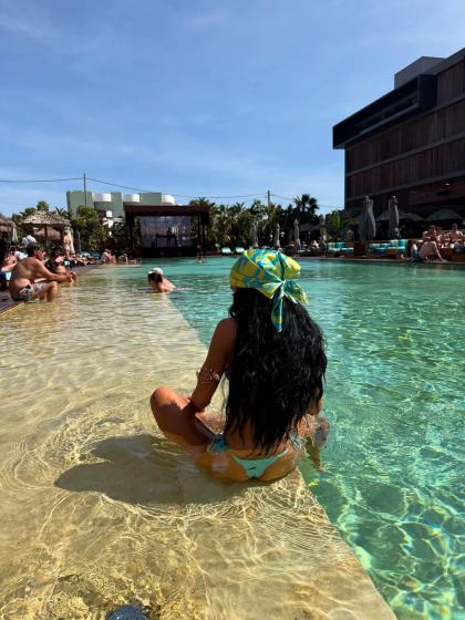 Hannah Olivia Kenyon photo 141393