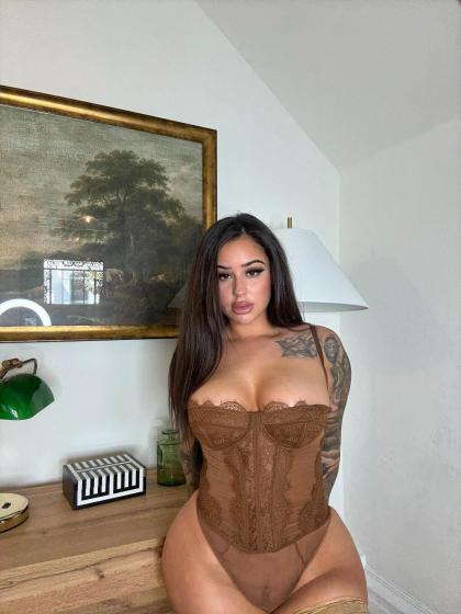 Jacqueline Valentine