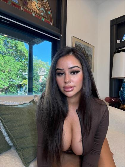 Jacqueline Valentine