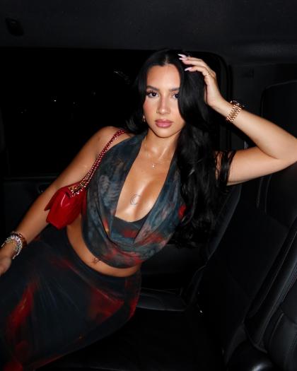 Lynn Kainoa photo 143711