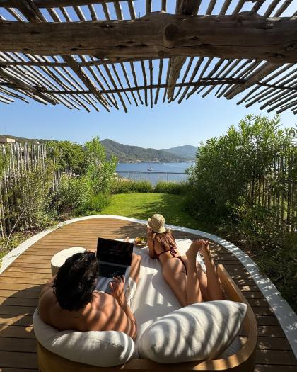 Mikaela Testa photo 143913