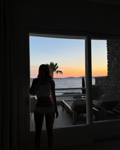 Mikaela Testa photo 143947