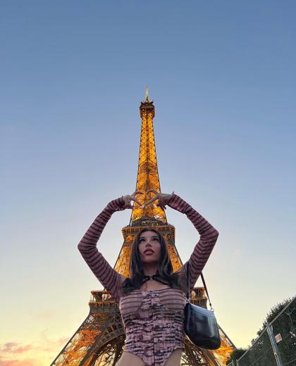 Mikaela Testa photo 143949