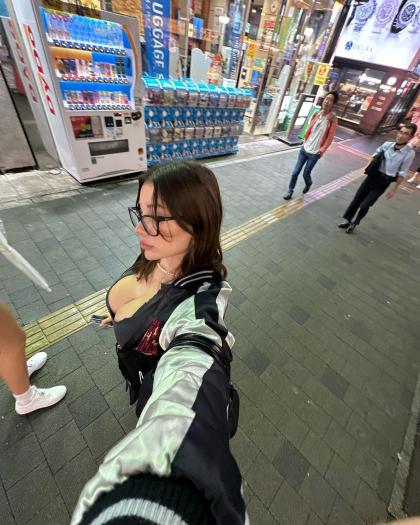 Mikaela Testa photo 143993