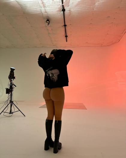 Mikaela Testa photo 144092