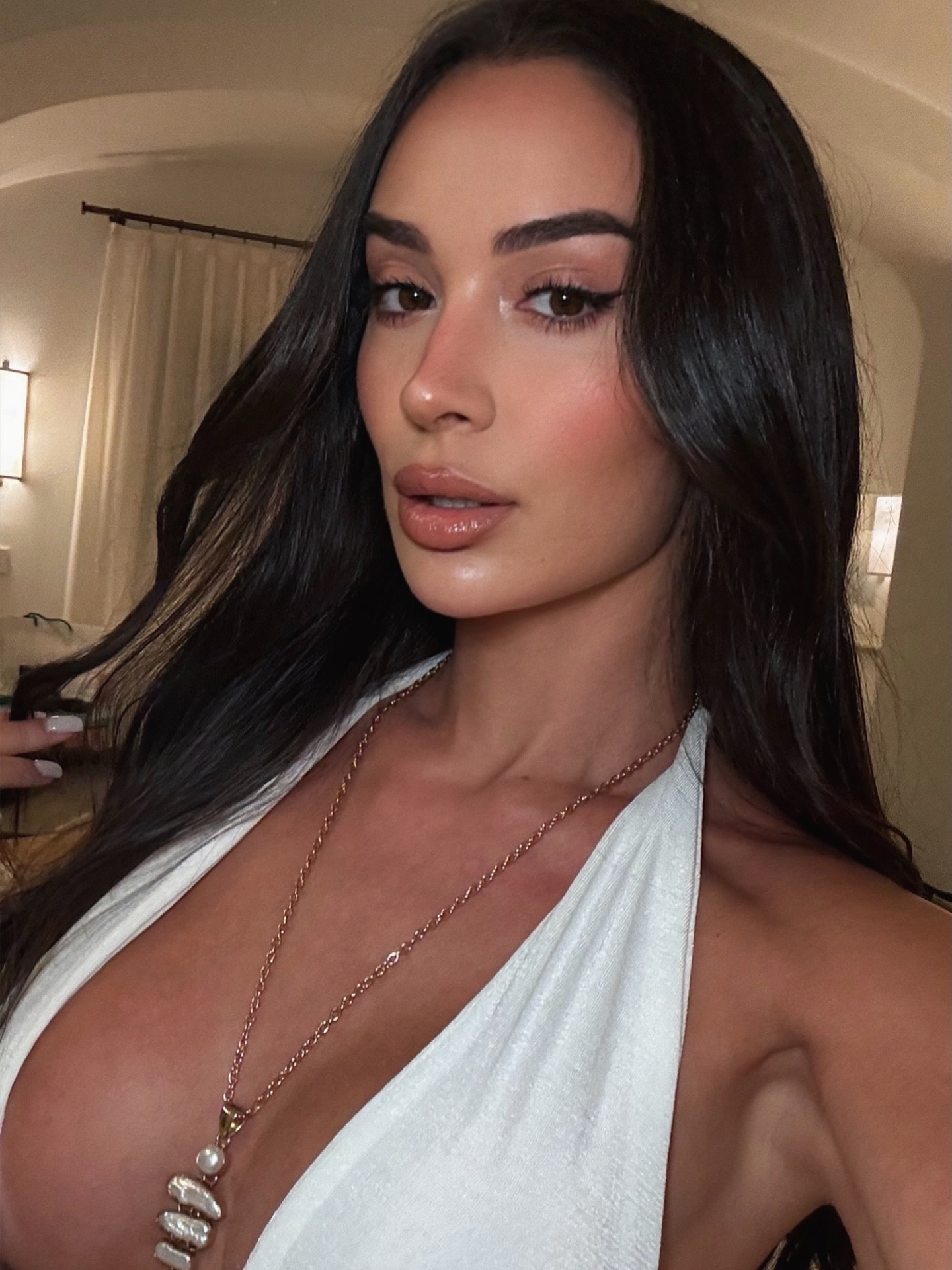 Vanessa Christine #144521