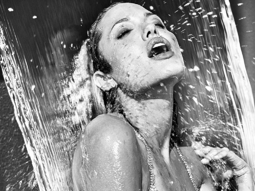 Angelina Jolie #28765