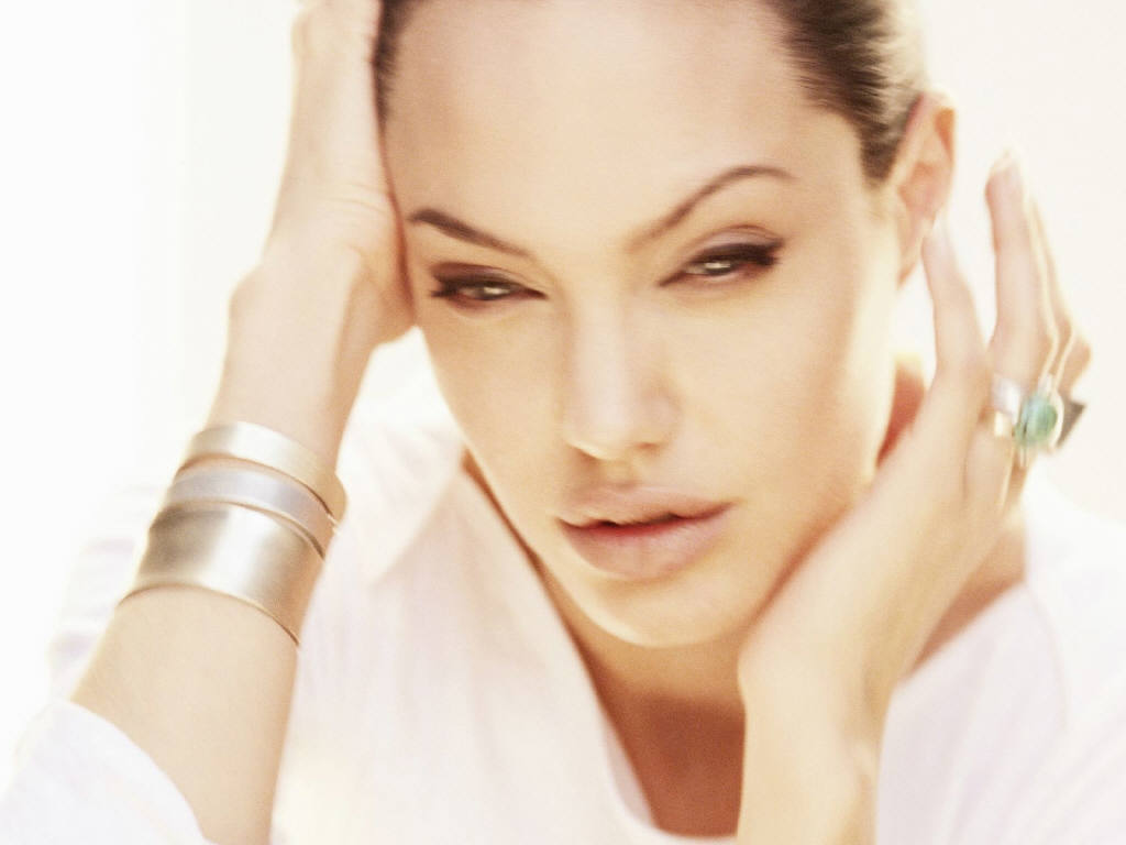 Angelina Jolie #28771