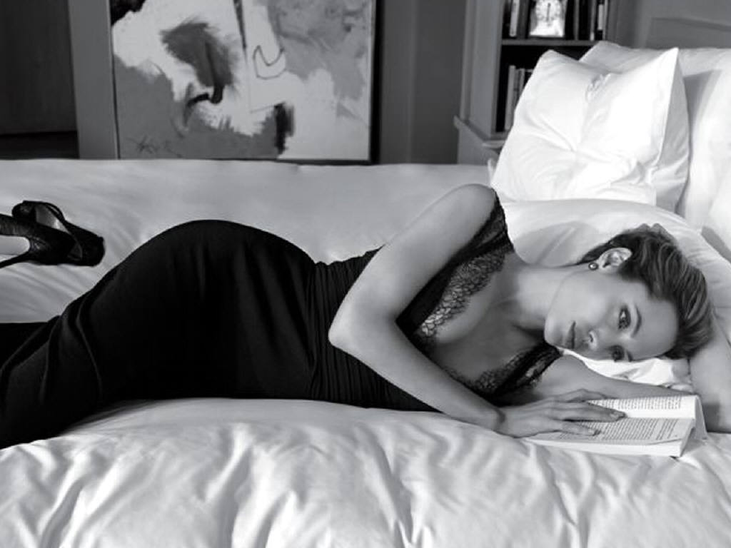 Angelina Jolie #28776