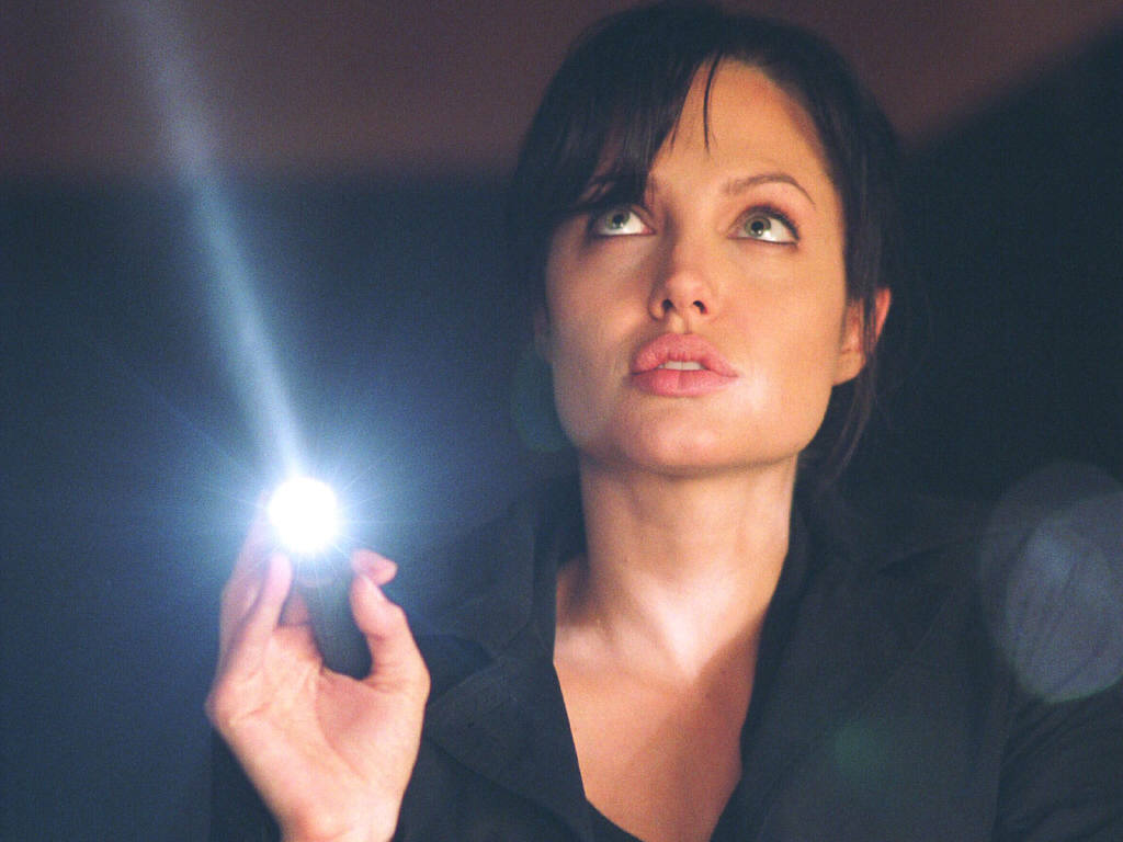 Angelina Jolie #28779