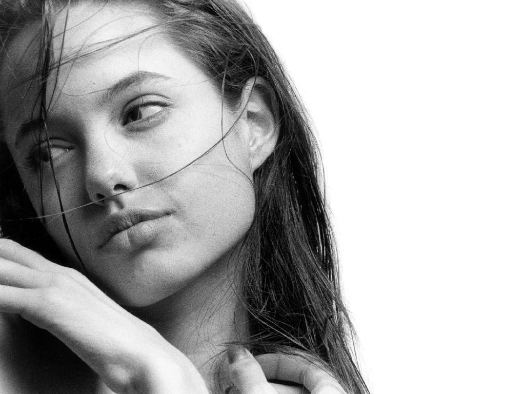 Angelina Jolie #28784